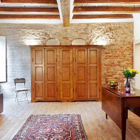 La Dimora Medievale Del Duca