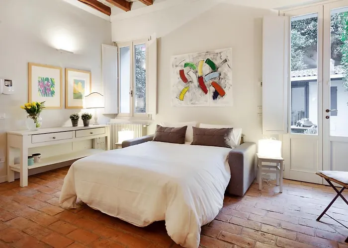 La Dimora Medievale Del Duca פררה